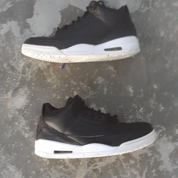 Cyber Monday Jordan 3s - Picture 4 of 4